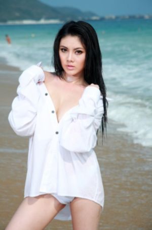 免费看1314美女做爰