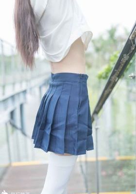 丰满的女房东4在线观看