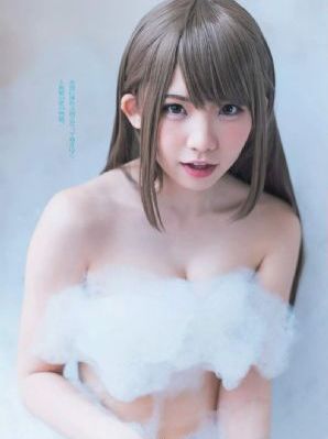 女大学生的沙龙