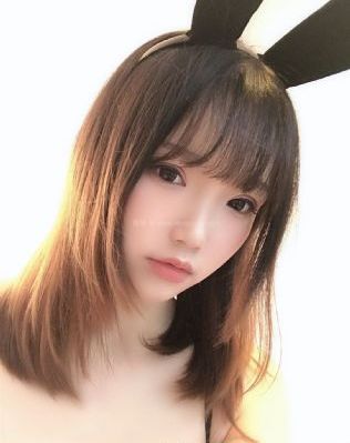 《我邻居的老婆2》