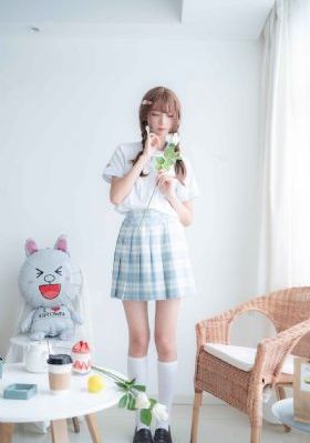 善良的女秘书的目的在线